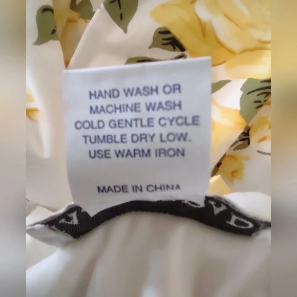 Masquerade vintage pleated lined white party dress, size M yellow roses princess - Picture 2 of 9